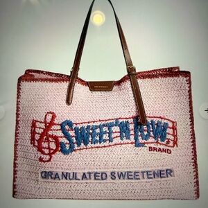 ADORABLE BRAND NEW ANYA HINDMARCH SWEET ‘N LOW RAFFIA EAST WEST TOTE BAG